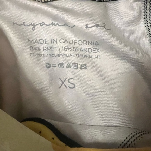 Niyama Sol Downtown Pop XS Leggings - Picture 5 of 7